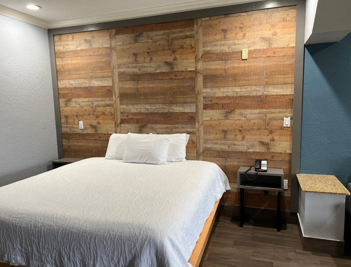 The Symphony Inn & Suites Houston Extérieur photo